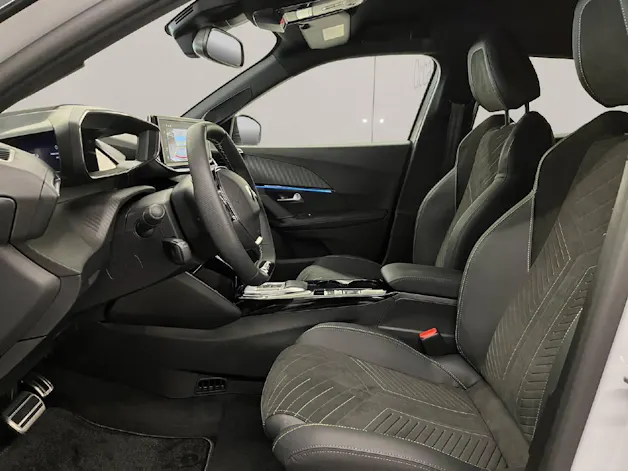 Peugeot 2008 e-GT