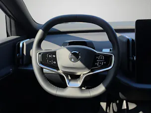 Volvo EX30 Cross Country P8 69 kWh AWD Plus