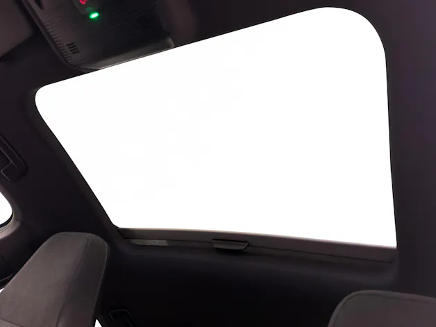 VW Golf 8 1.5 eTSI R-Line DSG