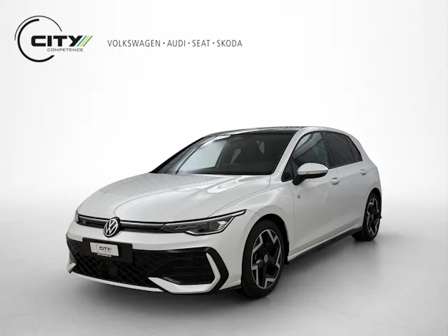 VW Golf 8 1.5 eTSI R-Line DSG