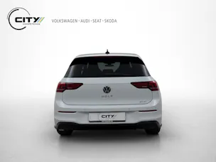 VW Golf 8 1.5 eTSI R-Line DSG