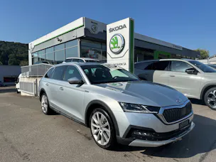 Škoda Octavia Combi 2.0 TSI DSG Scout 4x4