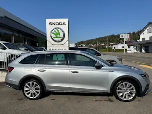 Škoda Octavia Combi 2.0 TSI DSG Scout 4x4