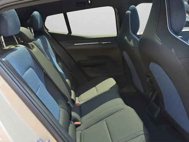 Volvo EX30 P8 69 kWh AWD Ultra