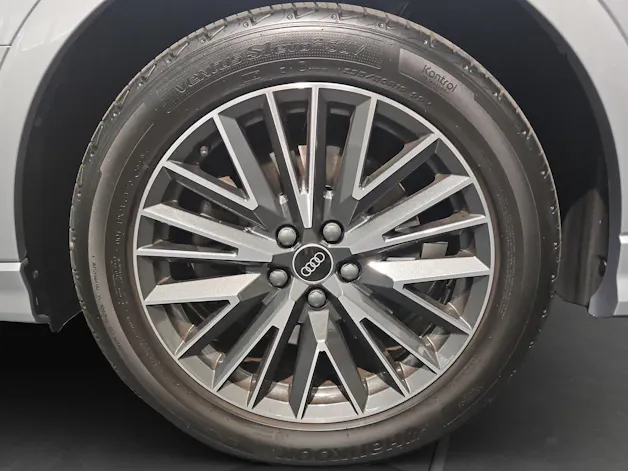 Audi Q3 45 TFSI advanced quattro S-tronic