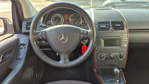 MERCEDES-BENZ A 180 CDI
