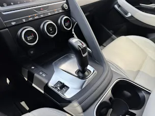 Jaguar E-Pace P200 R-Dynamic S AWD Automatik