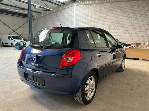 Renault Clio 1.6 16V Exception