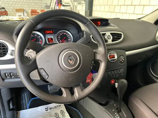 Renault Clio 1.6 16V Exception