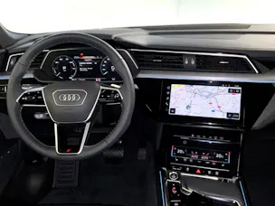 AUDI e-tron 55 S Line Black Edition quattro