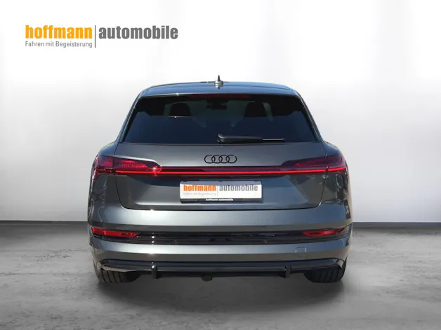 Audi e-tron 55 S Line Black Edition quattro