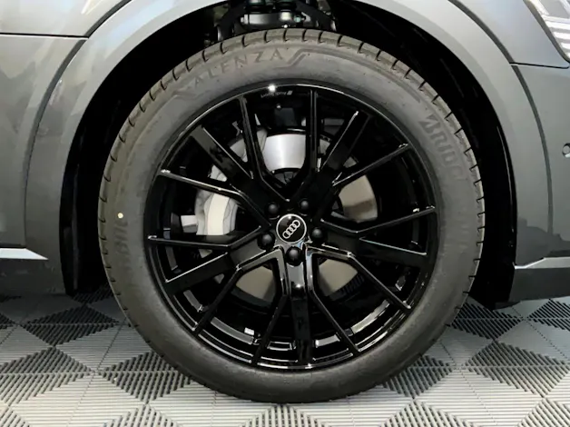 Audi e-tron 55 S Line Black Edition quattro