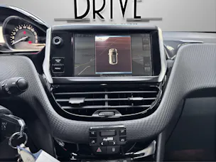 Peugeot 2008 1.6 e-HDi Allure EGS6