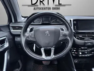 Peugeot 2008 1.6 e-HDi Allure EGS6