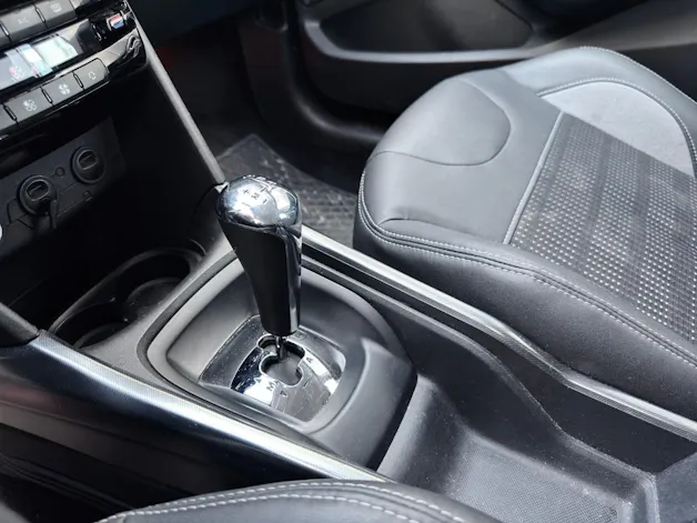 Peugeot 2008 1.6 e-HDi Allure EGS6