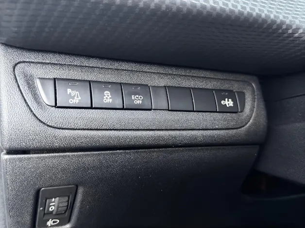 Peugeot 2008 1.6 e-HDi Allure EGS6