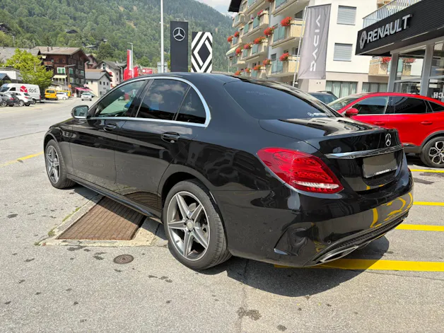 Mercedes-Benz C 400 AMG Line 4Matic