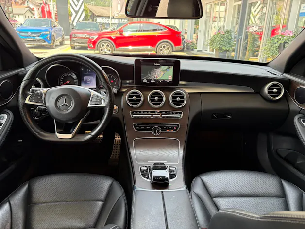 Mercedes-Benz C 400 AMG Line 4Matic