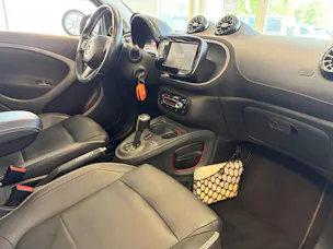 Smart forfour Brabus Xclusive twinamic | CH Fahrzeug | FALTDACH | Navigation | Cool&Media | DAB+ |