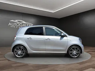 Smart forfour Brabus Xclusive twinamic | CH Fahrzeug | FALTDACH | Navigation | Cool&Media | DAB+ |