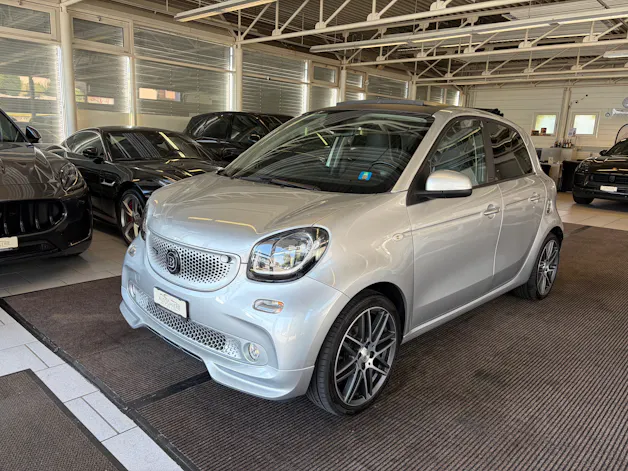 Smart forfour Brabus Xclusive twinamic | CH Fahrzeug | FALTDACH | Navigation | Cool&Media | DAB+ |