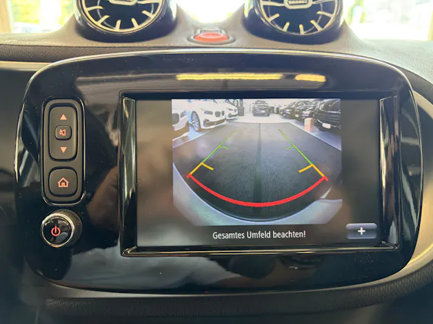 Smart forfour Brabus Xclusive twinamic | CH Fahrzeug | FALTDACH | Navigation | Cool&Media | DAB+ |