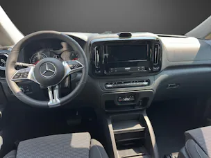 MERCEDES-BENZ Vito 116 CDI Lang Tourer 9G-Tronic 4M Select