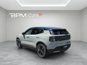 Volvo EX30 Cross Country P8 69 kWh AWD Plus