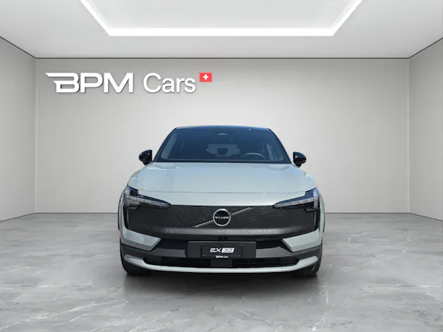 Volvo EX30 Cross Country P8 69 kWh AWD Plus