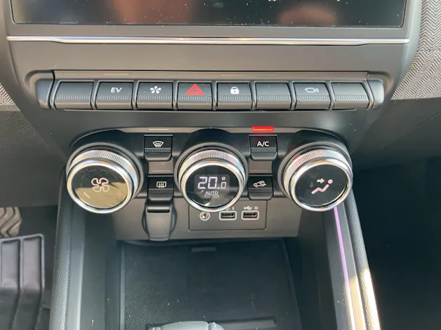 Renault Clio 1.6 E-Tech Techno