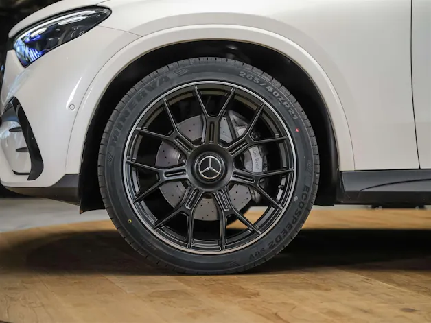 Mercedes-Benz GLC 300 4Matic AMG Line 9G-Tronic *21" Felgen*Panorama*AHK*