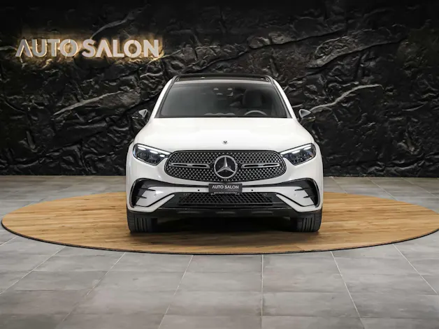 Mercedes-Benz GLC 300 4Matic AMG Line 9G-Tronic *21" Felgen*Panorama*AHK*