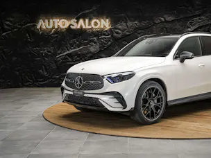 Mercedes-Benz GLC 300 4Matic AMG Line 9G-Tronic *21" Felgen*Panorama*AHK*