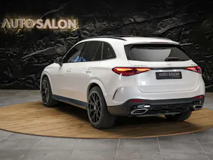 Mercedes-Benz GLC 300 4Matic AMG Line 9G-Tronic *21" Felgen*Panorama*AHK*