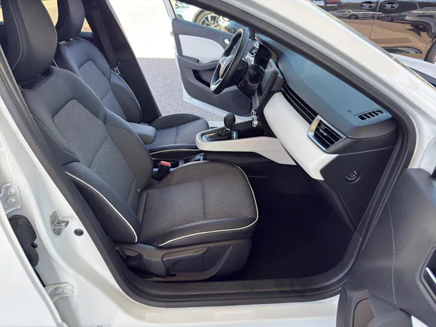 Renault Clio 1.6 E-Tech Techno