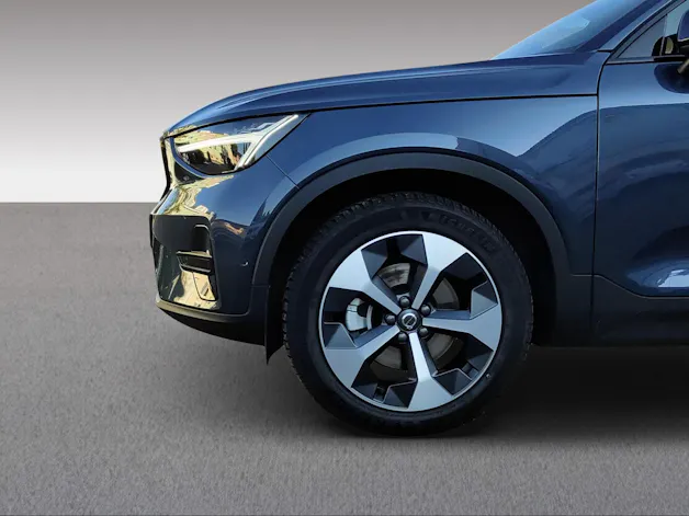 Volvo XC40 2.0 B4 MH Plus Dark