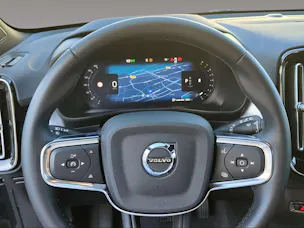 Volvo XC40 2.0 B4 MH Plus Dark