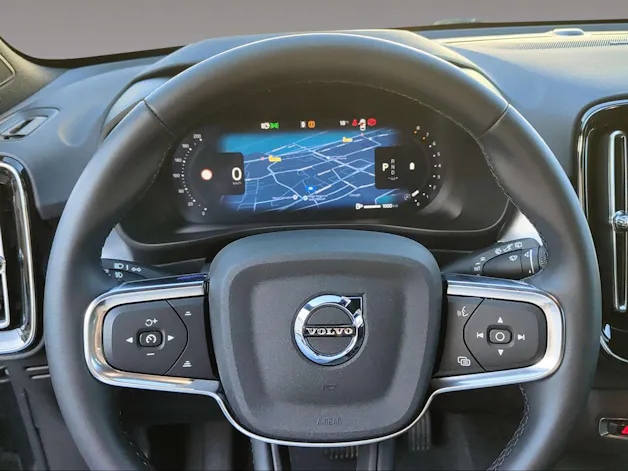 Volvo XC40 2.0 B4 MH Plus Dark