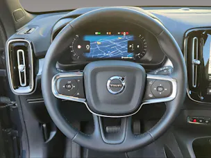 Volvo XC40 2.0 B4 MH Plus Dark
