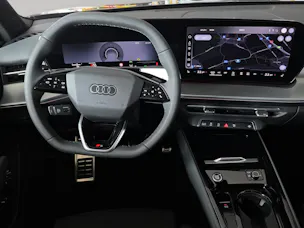 AUDI Q3 SUV 110 kW TFSI S tronic