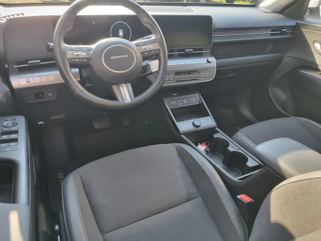 Hyundai Kona 1.6 GDi HEV Amplia DCT
