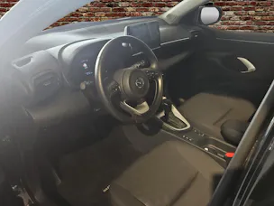 Mazda 2 Hybrid Centre-line