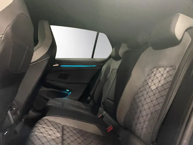 VW Golf 1.5 eTSI mHEV ACT R-Line DSG