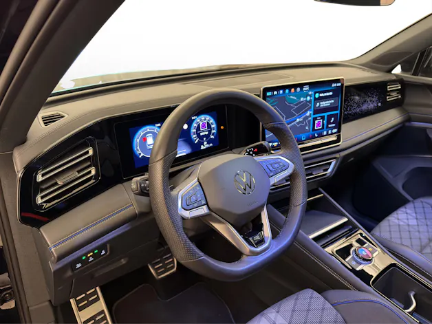 VW Tiguan 2.0 TSI R-Line DSG 4 motion
