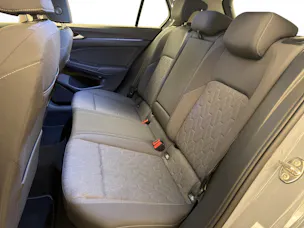 VW Golf 8 1.5 TSI Life 6-Gang