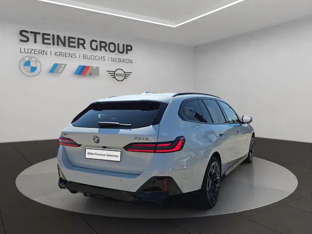 BMW 530e xDrive Touring M Sport Pro Steptronic