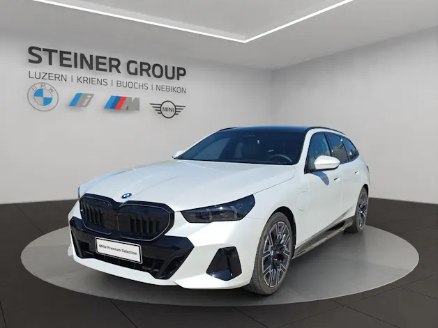 BMW 530e xDrive Touring M Sport Pro Steptronic