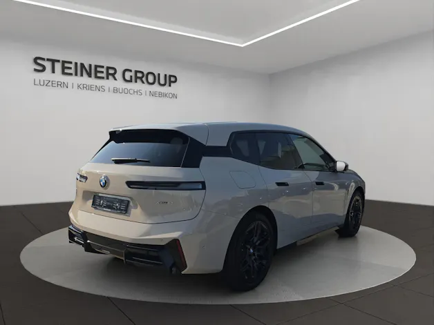 BMW iX xDrive60 M Sport Pro
