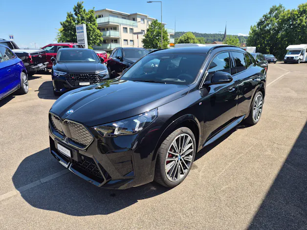 BMW iX2 xDrive 30 M Sport Pro