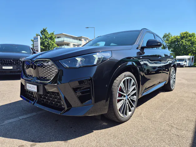 BMW iX2 xDrive 30 M Sport Pro